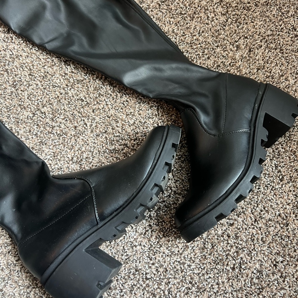 Black Over-the-Knee Women's Boots - Picture 10 of 10